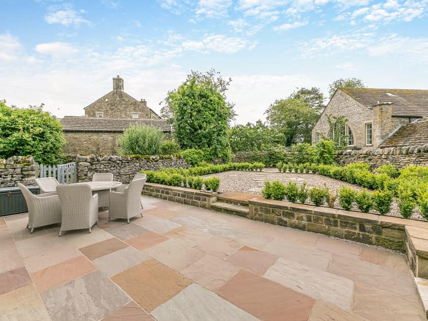 Outdoor area | Prospect House, Kettlewell