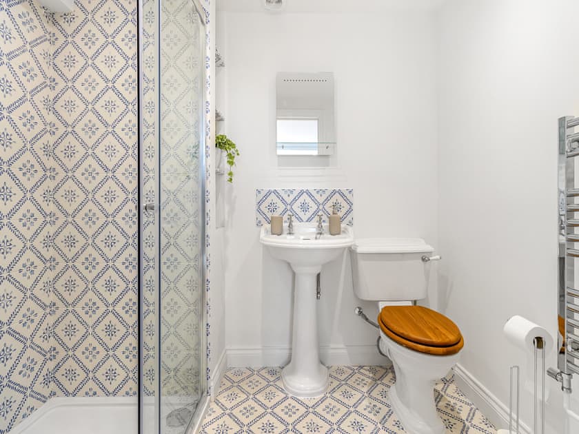 Bathroom | Orchard Barns - Barn Escapes, Stapleton