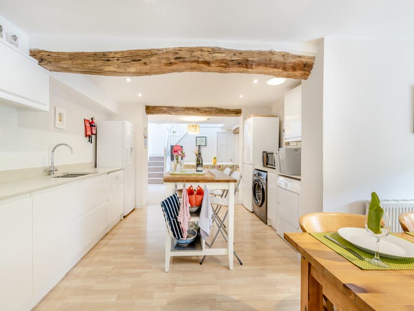 Kitchen/diner | Oak Cottage, Slapton