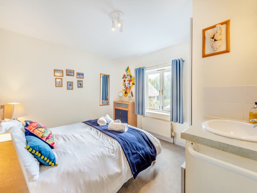 Double bedroom | Oak Cottage, Slapton
