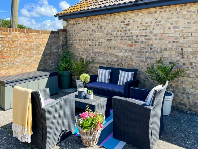 Sitting-out-area | Sea breeze, Pagham near Bognor Regis