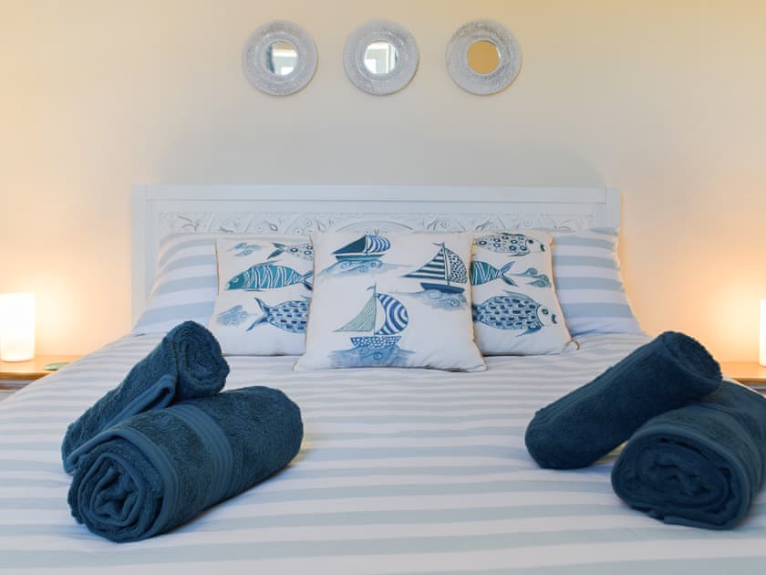 Double bedroom | Morwood Cottage, Porthcawl