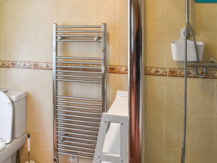 Bathroom | Chilton Manor House, Sittingbourne, near Faversham