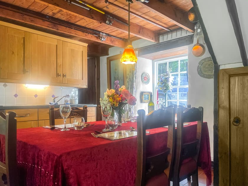 Dining Area | Monthly Tutor’s Cottage, Fishguard
