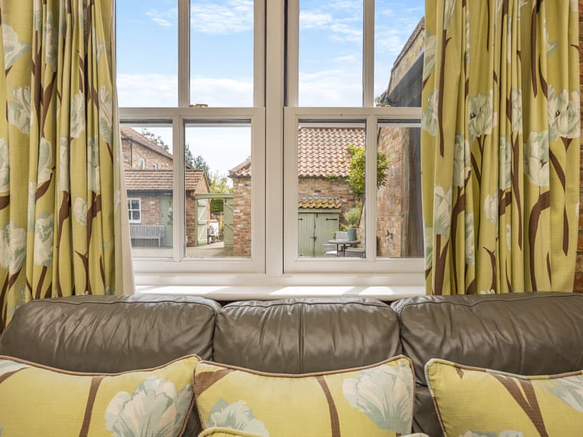 Living area | The Stables - Jockhedge, Burgh Le Marsh, near Skegness