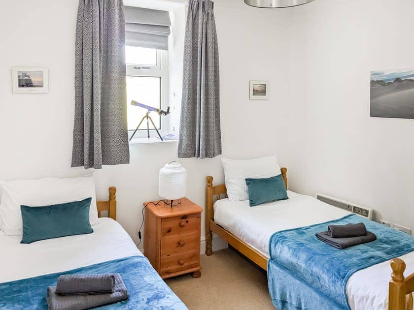 Twin bedroom | Miriam’s, Croyde, near Saunton and Braunton
