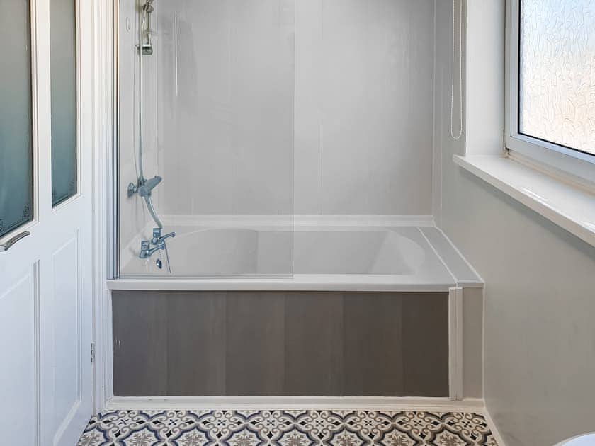 Bathroom | Turtles Nest, Newbiggin by the Sea