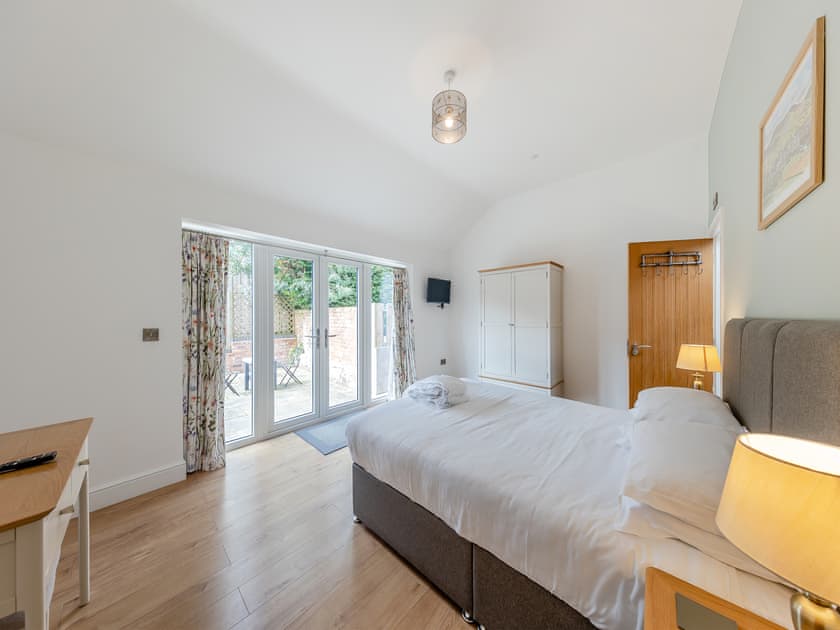 Double bedroom | Y Stabl - Vale of Llangollen Farm Cottages, Trevor, near Llangollen