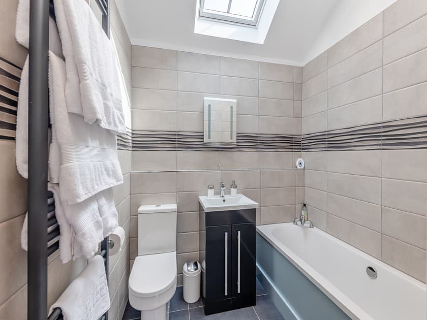 Bathroom | Y Stabl - Vale of Llangollen Farm Cottages, Trevor, near Llangollen