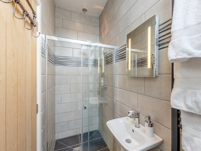 Bathroom | Y Stabl - Vale of Llangollen Farm Cottages, Trevor, near Llangollen