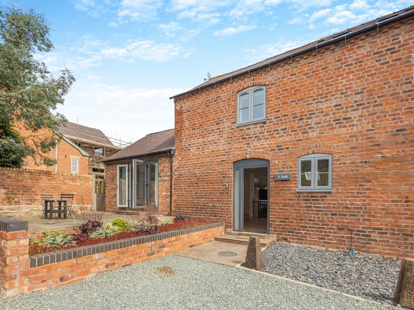 Exterior | Y Stabl - Vale of Llangollen Farm Cottages, Trevor, near Llangollen