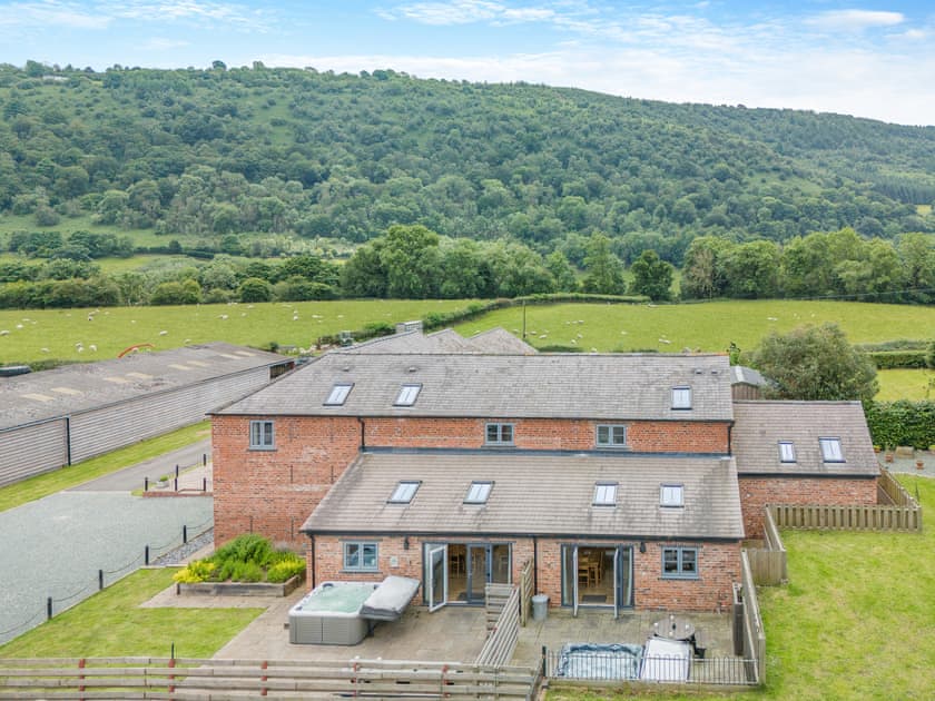 Exterior | Y Stabl - Vale of Llangollen Farm Cottages, Trevor, near Llangollen