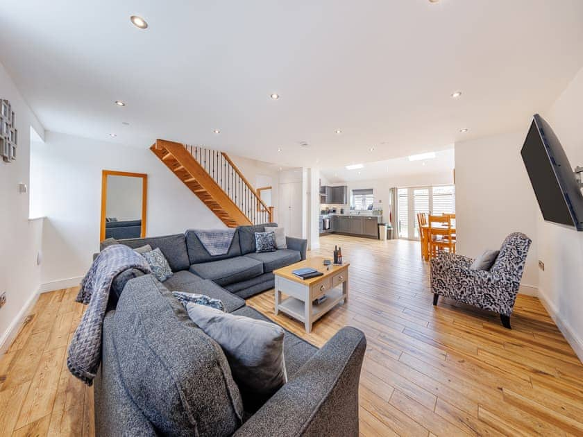 Open plan living space | Ty Felin - Vale of Llangollen Farm Cottages, Trevor, near Llangollen