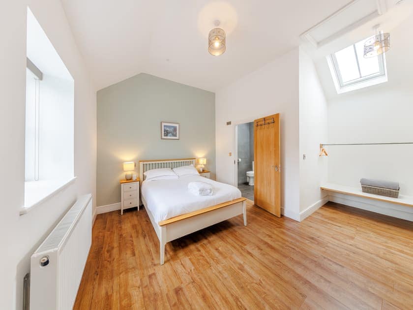 Double bedroom | Ty Felin - Vale of Llangollen Farm Cottages, Trevor, near Llangollen