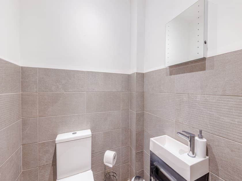 Bathroom | Ty Felin - Vale of Llangollen Farm Cottages, Trevor, near Llangollen