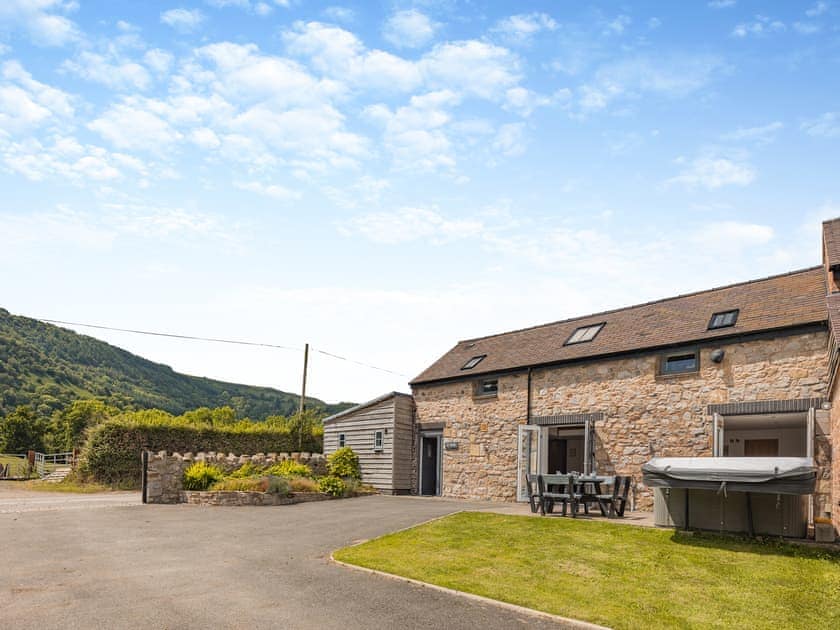 Exterior | Ty Godro - Vale of Llangollen Farm Cottages, Trevor, near Llangollen