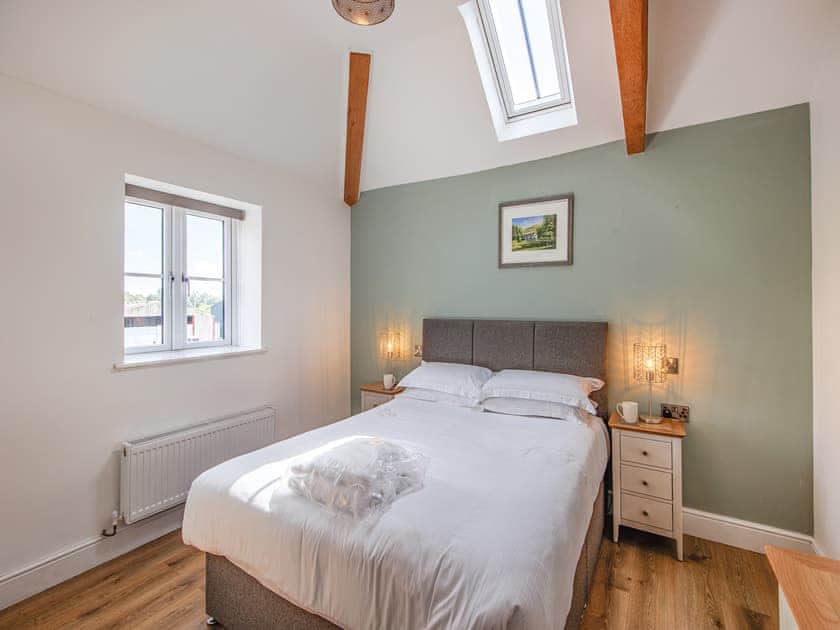 Double bedroom | Cor Tarw - Vale of Llangollen Farm Cottages, Trevor, near Llangollen