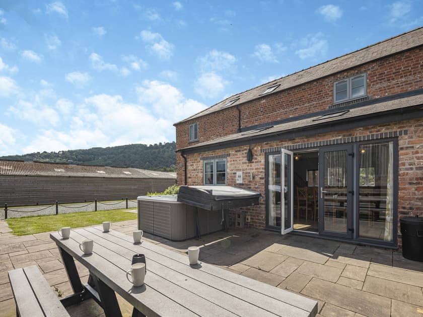 Exterior | Cor Tarw - Vale of Llangollen Farm Cottages, Trevor, near Llangollen