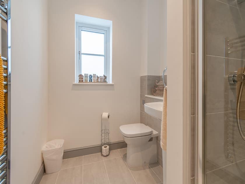 En suite Bathroom  | Sandcastles, Bridlington