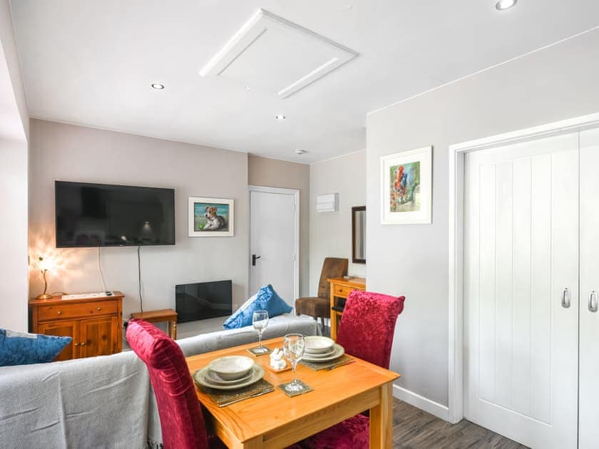 Open plan living space | Trecilla House, Ross-on-Wye