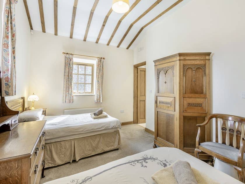 Twin bedroom | Grisedale Stables, Threshfield, near Grassington