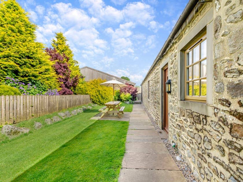 Garden | Grisedale Stables, Threshfield, near Grassington
