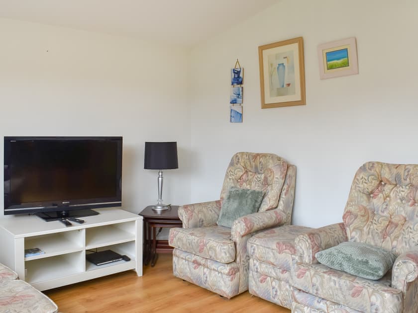 Living area | Mother Ivy’s Bay - Bay Adventures, St Merryn, near Padstow