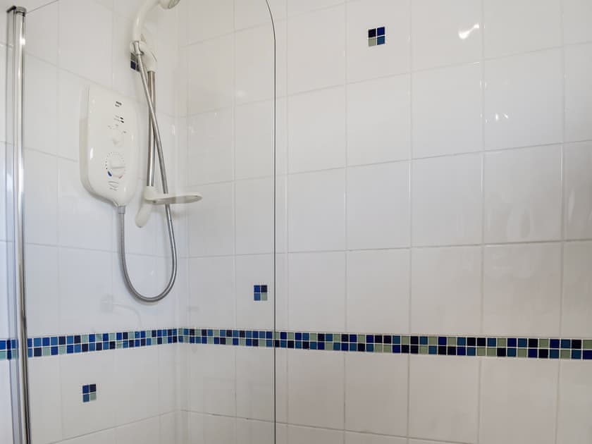 Bathroom | Mother Ivy’s Bay - Bay Adventures, St Merryn, near Padstow