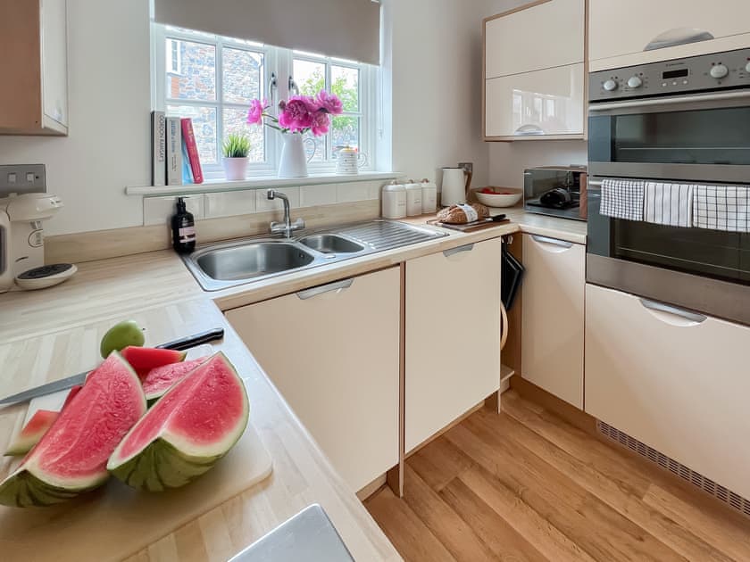 Kitchen | Manuka Cottage, Totnes