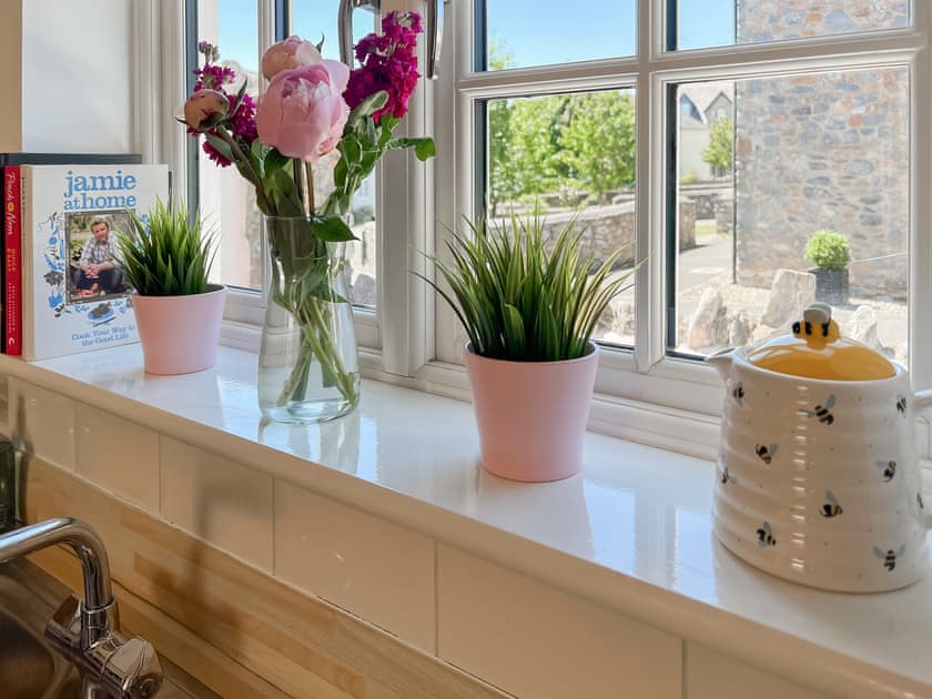 Kitchen | Manuka Cottage, Totnes