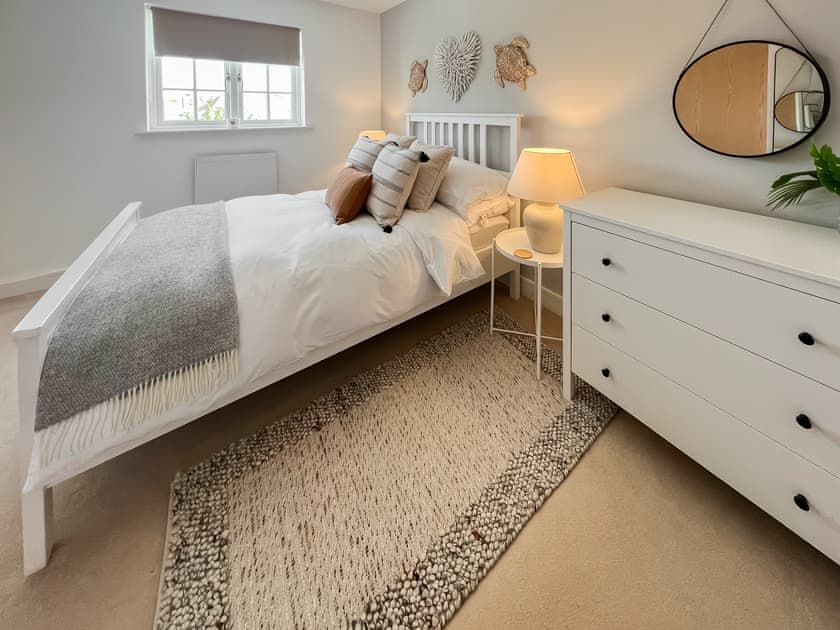 Double bedroom | Manuka Cottage, Totnes