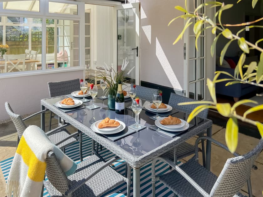 Terrace | Manuka Cottage, Totnes