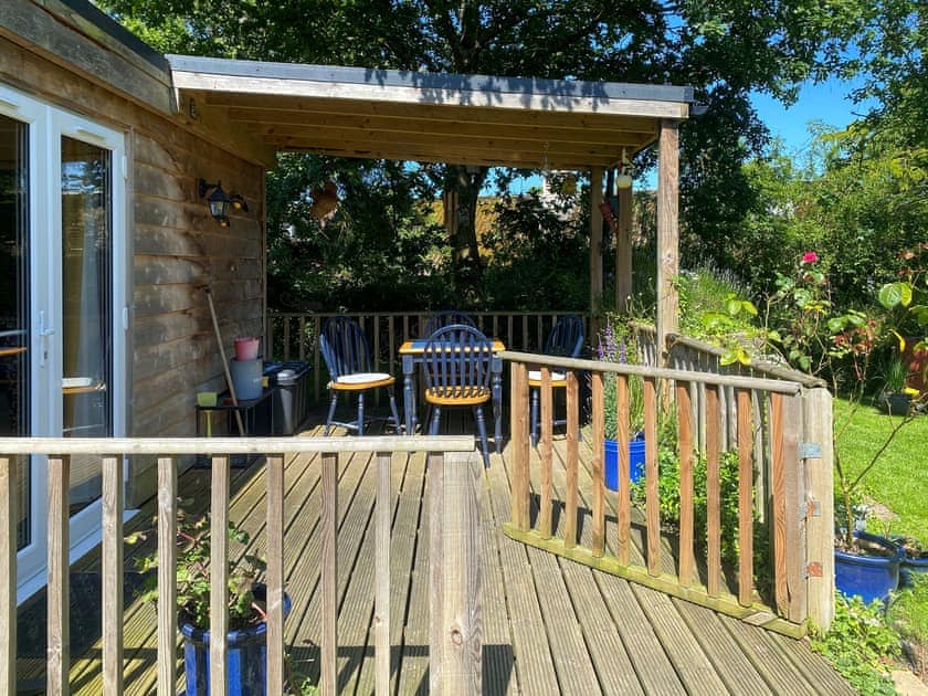 Terrace | Beekeeper’s  Cabin, Booton, Reepham