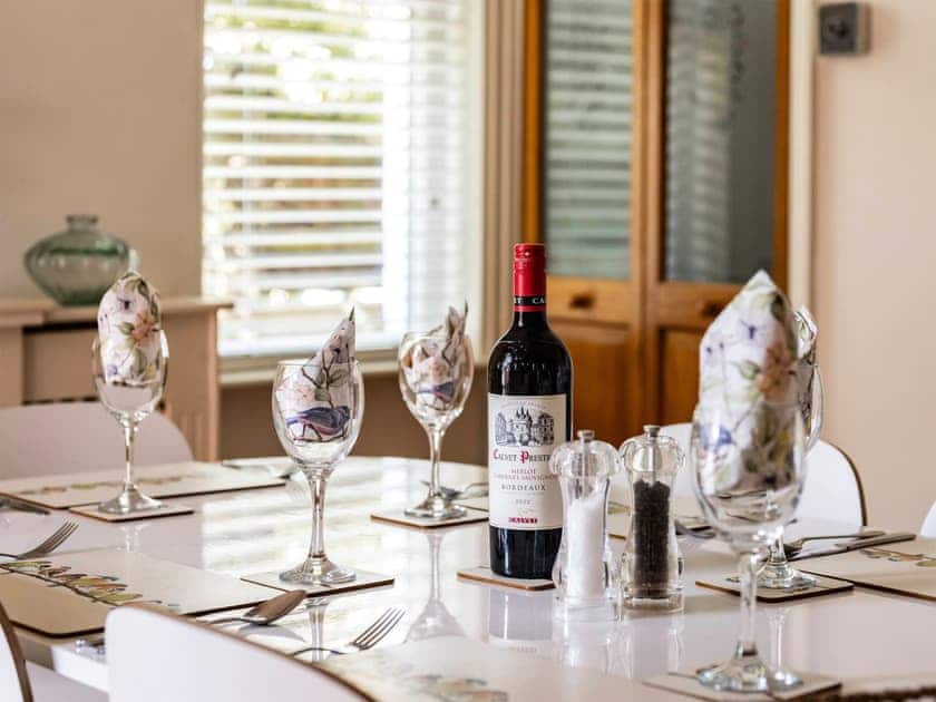 Dining room | Turnstone House, Gorleston-on-Sea, near Great Yarmouth