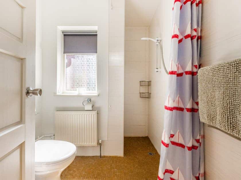 Bathroom | Turnstone House, Gorleston-on-Sea, near Great Yarmouth