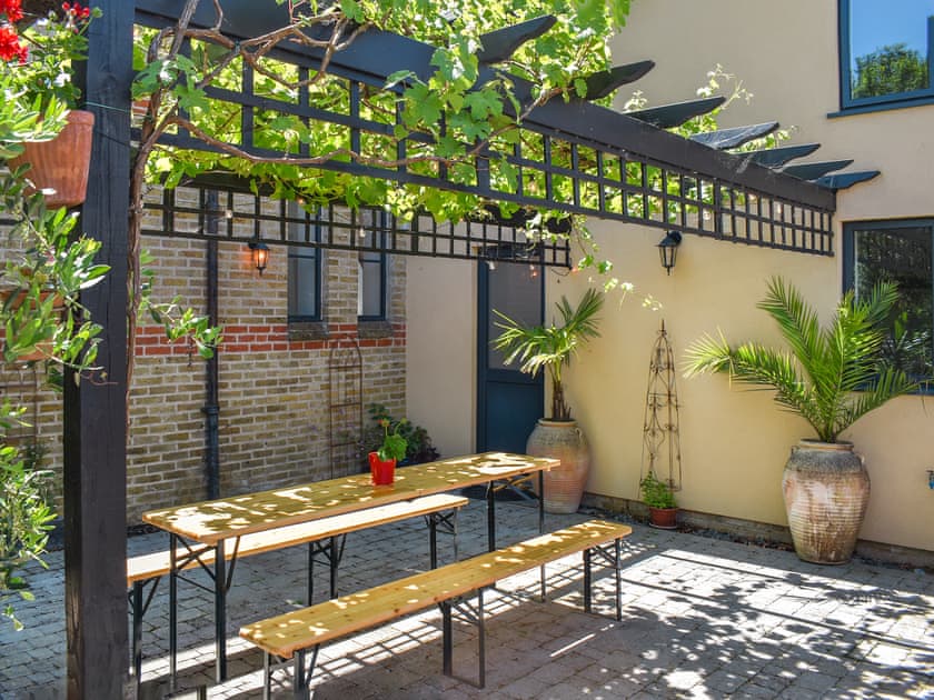 Outdoor eating area | St Mildred’s Church, Ramsgate