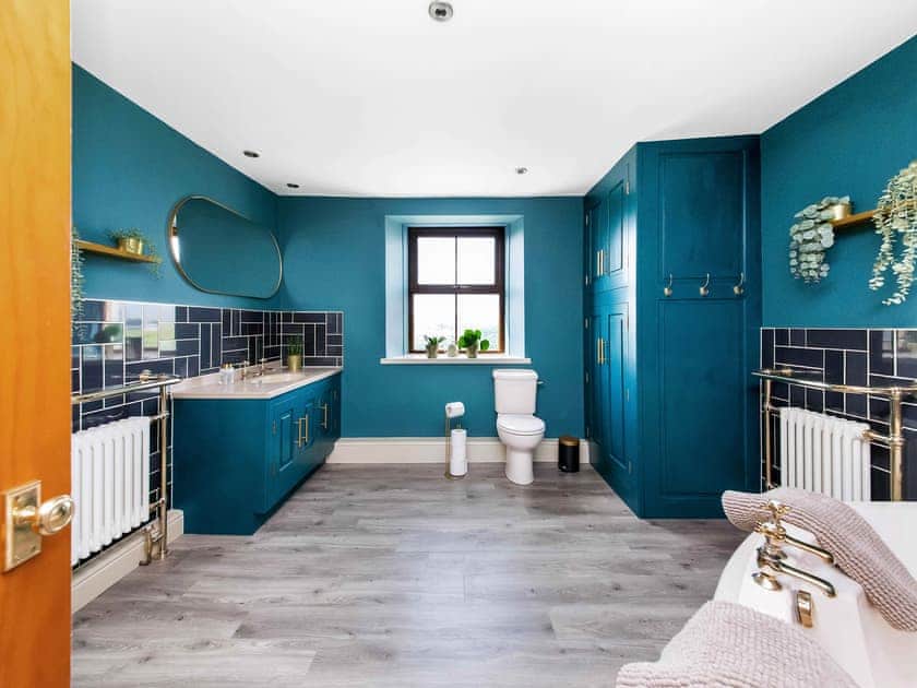 Bathroom | Cote Farm, Langsett, near Penistone