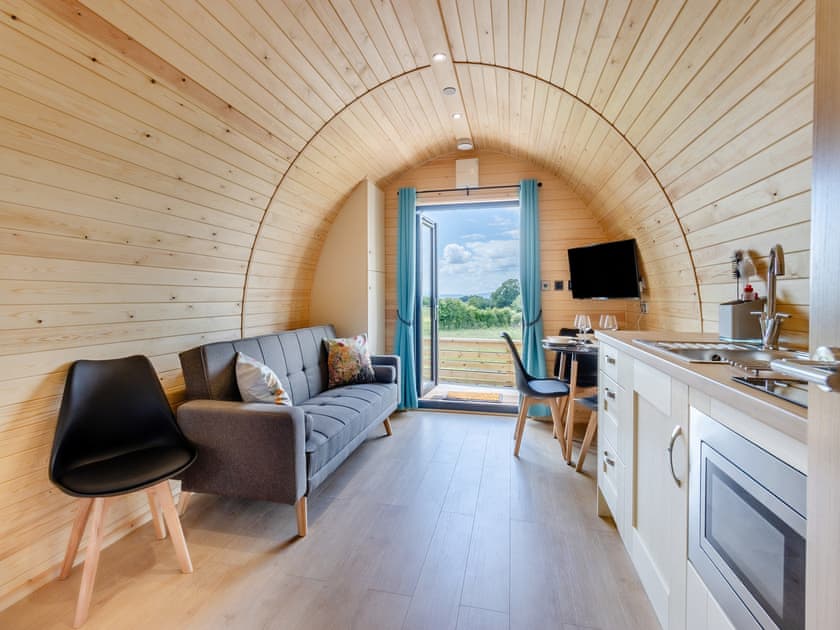 Open plan living space | Rabbits Rest - Broomy Bank Pods, Nesscliffe