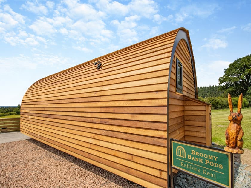 Exterior | Rabbits Rest - Broomy Bank Pods, Nesscliffe