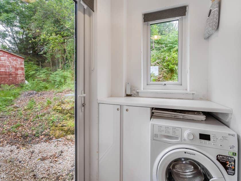 Utility room | Sea Breeze Cottage, Lochranza