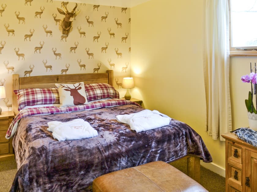 Double bedroom | Stag Lodge - Egmont Farm, Northiam, near Rye
