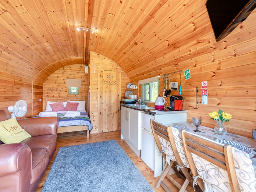 Interior | The Pod at Egmont - Egmont Farm, Northiam, near Rye