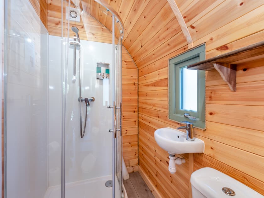 Bathroom | The Pod at Egmont - Egmont Farm, Northiam, near Rye