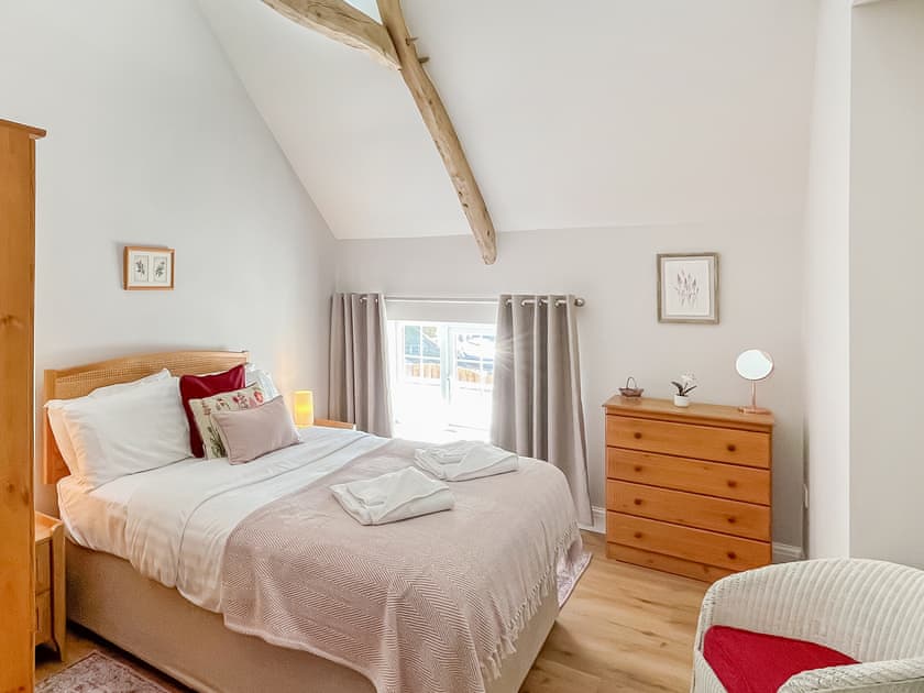 Room 4. Double bedroom  | Llwyncelyn Farmhouse, Clynderwen