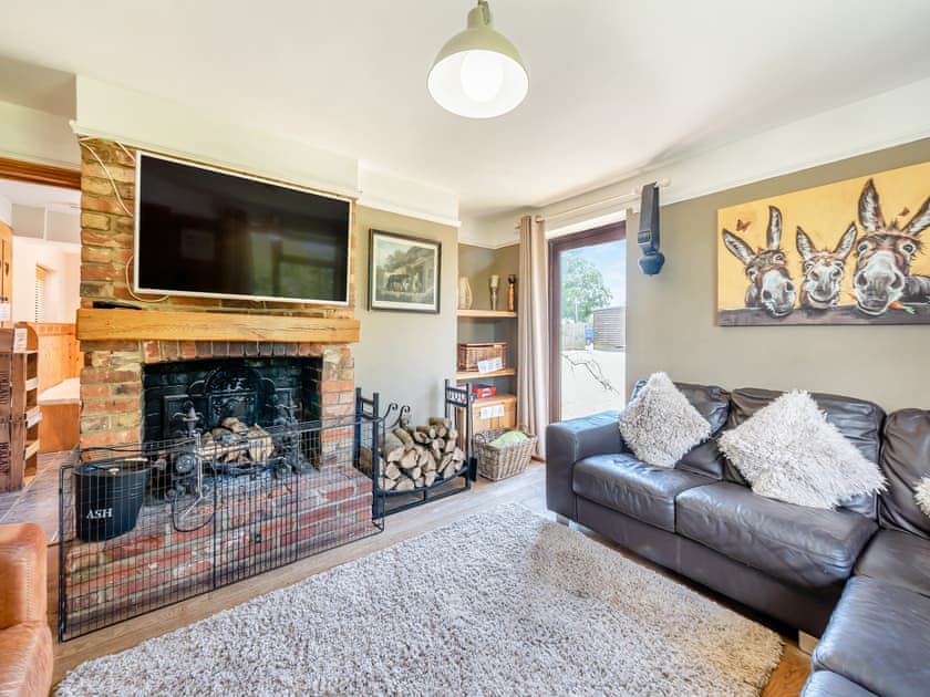 Living room | Egmont Farmhouse - Egmont Farm, Northiam, near Rye