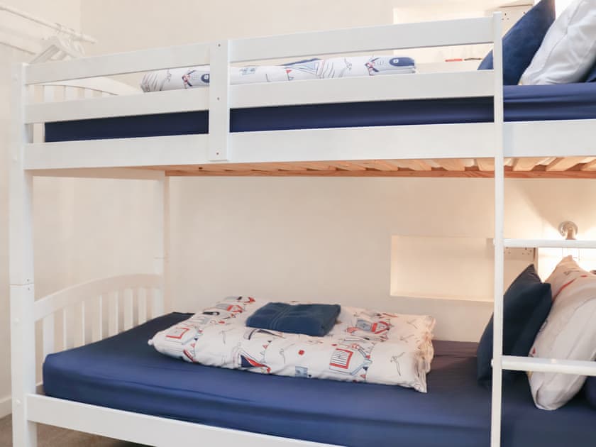 Bunk bedroom | Trem Y Mor, Criccieth