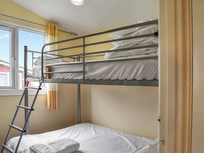 Bunk bedroom | Boobys Bay - Bay Adventures, St Merryn, near Padstow