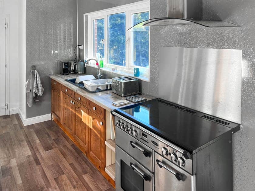 Kitchen | Pillango, Cowes