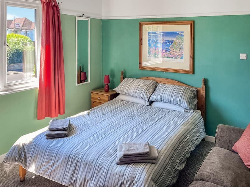 Double bedroom | Pillango, Cowes