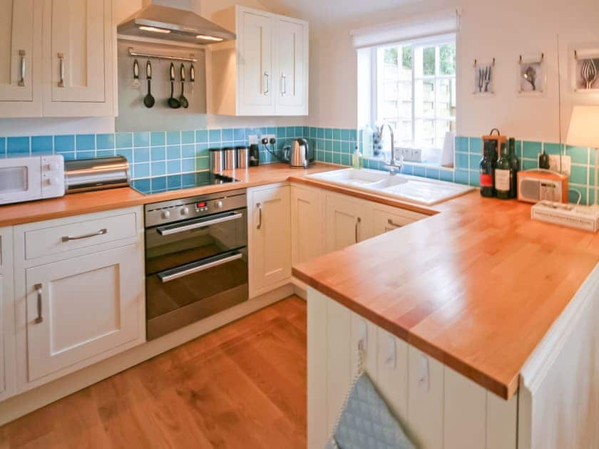 Kitchen | Yew Tree Cottage, Burythorpe